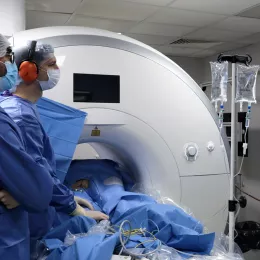 Première ablation des troubles du rythme guidée par IRM.