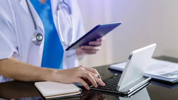 Directeur des services et soins infirmiers : garant de la qualité des soins