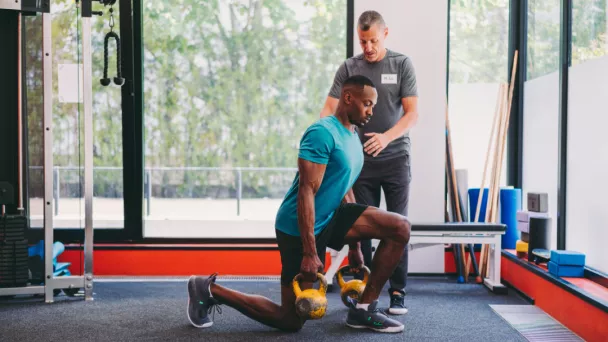 Préparateur physique : un acteur essentiel pour la remise en forme